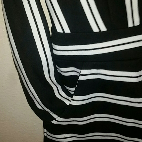 Striped romper - Picture 4 of 8